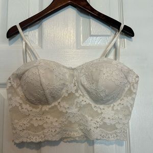 White lace crop